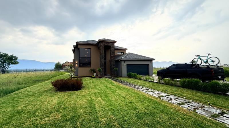 4 Bedroom Property for Sale in Everglades Estate North West